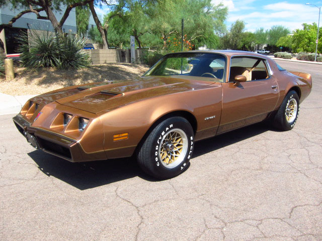 1979 PONTIAC FIREBIRD FORMULA 2 DOOR COUPE