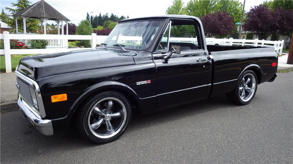 1972 CHEVROLET C-10 CUSTOM PICKUP