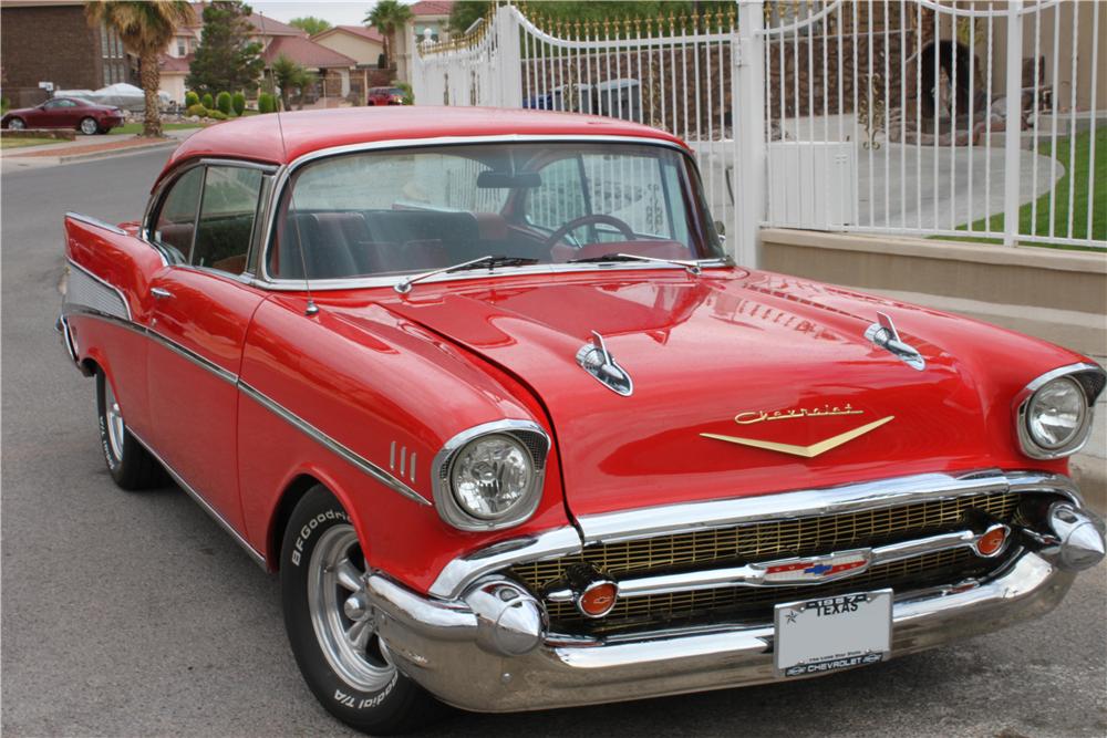 1957 CHEVROLET BEL AIR CUSTOM 2 DOOR HARDTOP