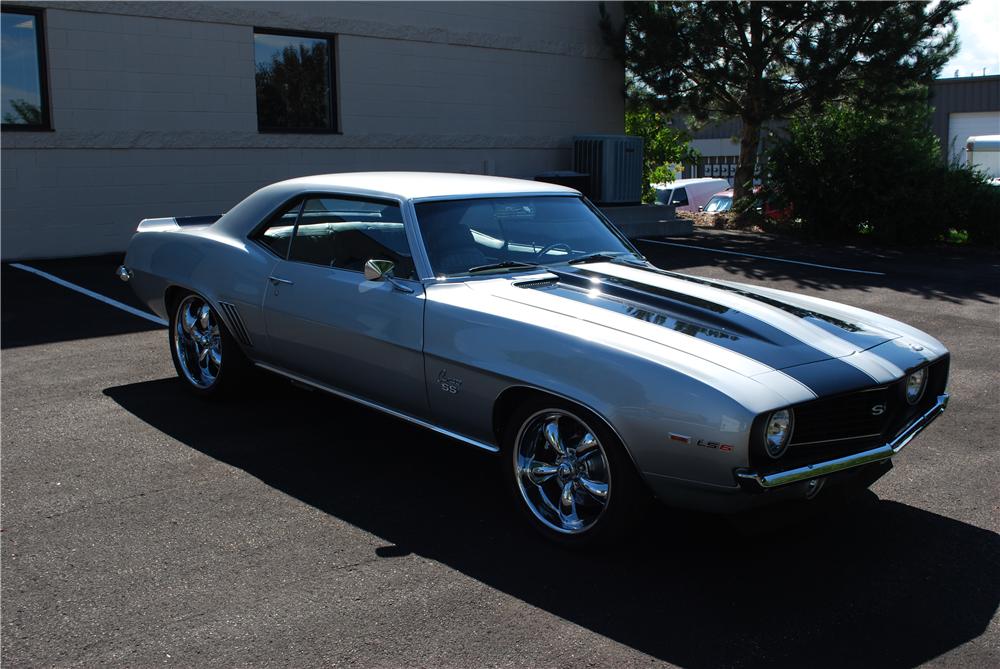 1969 CHEVROLET CAMARO CUSTOM 2 DOOR COUPE