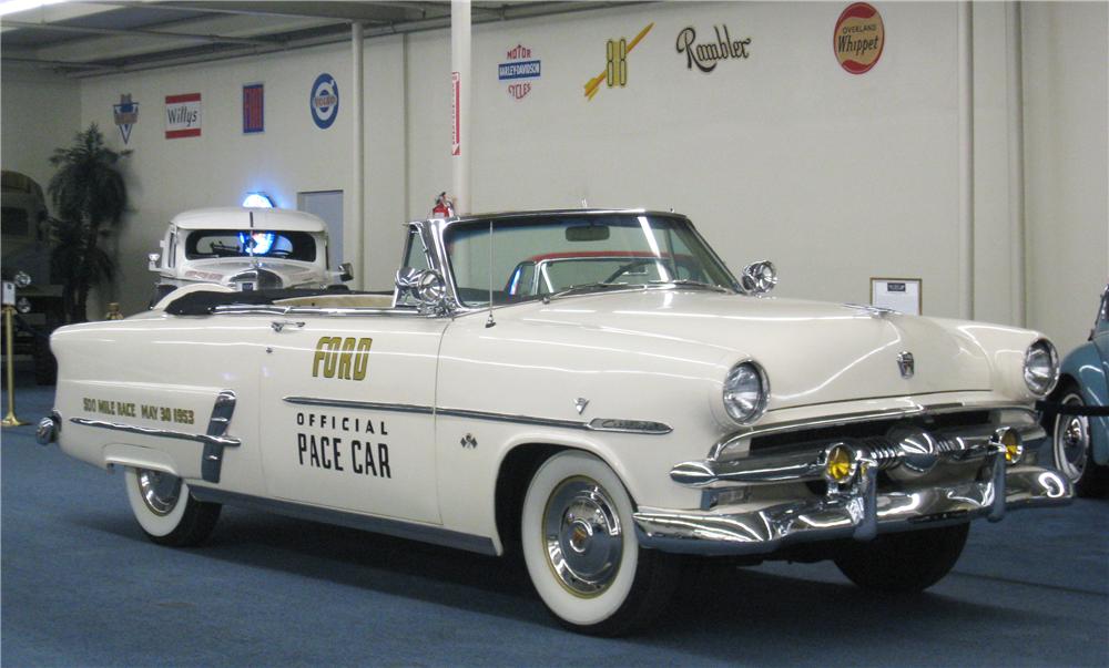 1953 FORD CRESTLINE SUNLINER CONVERTIBLE