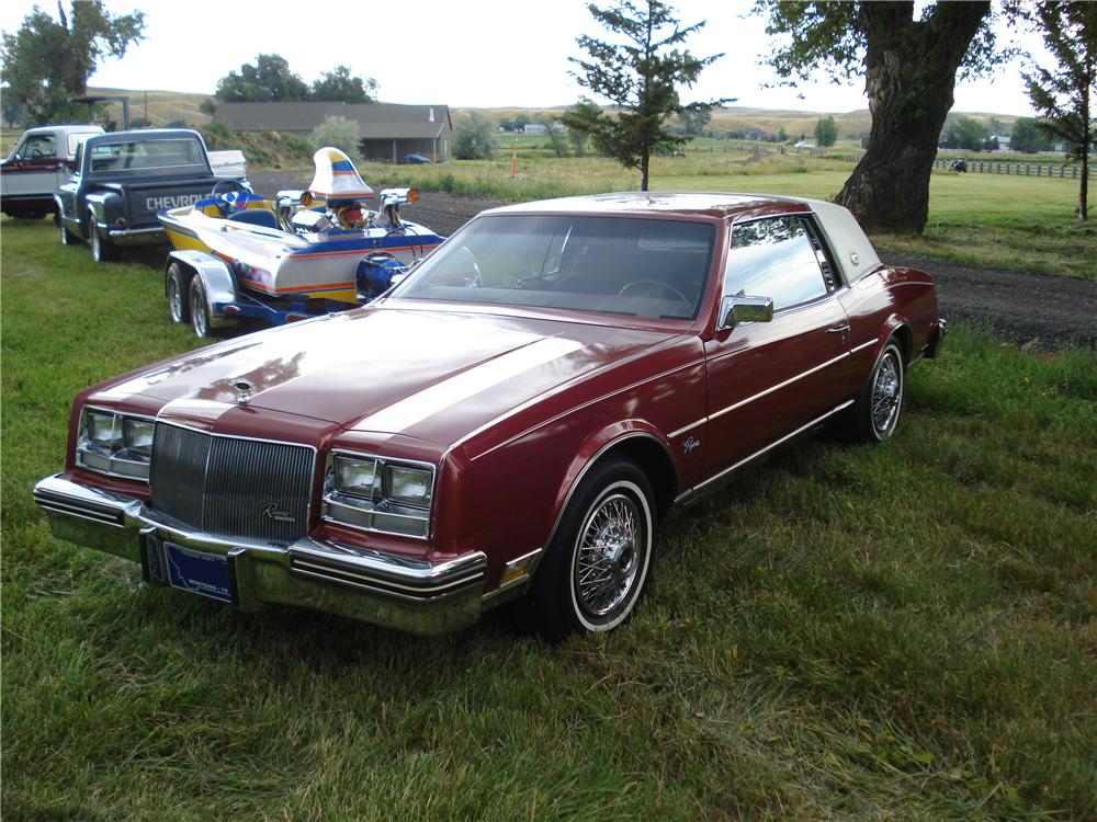 1984 BUICK RIVIERA 2 DOOR COUPE