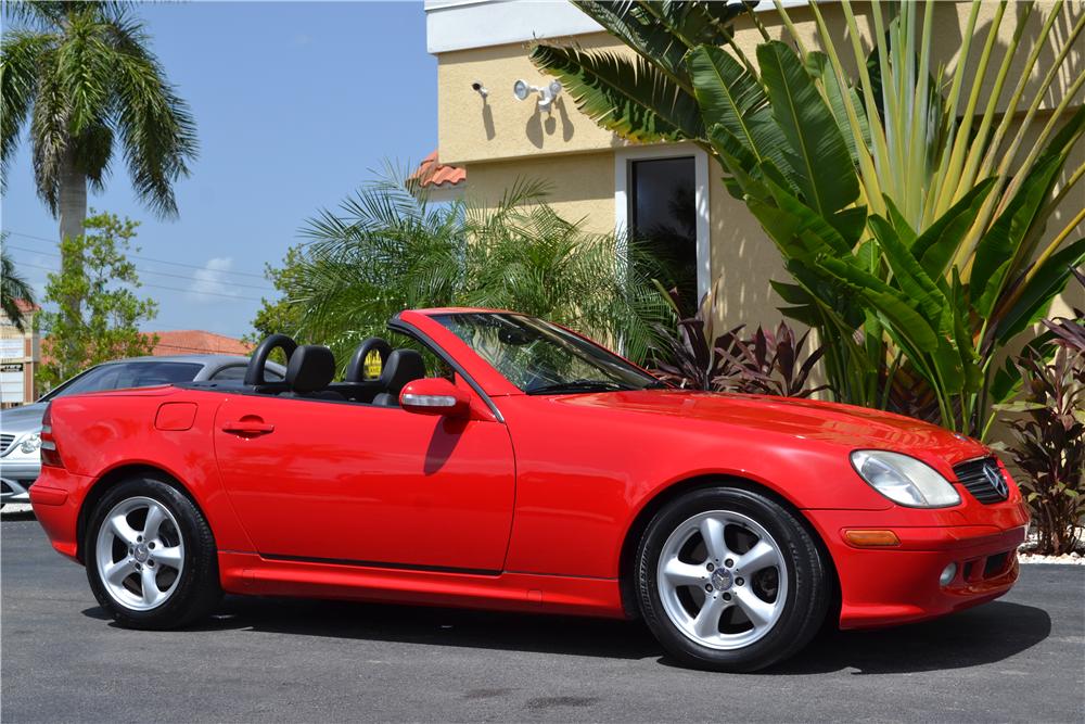 2001 MERCEDES-BENZ SLK320 CONVERTIBLE