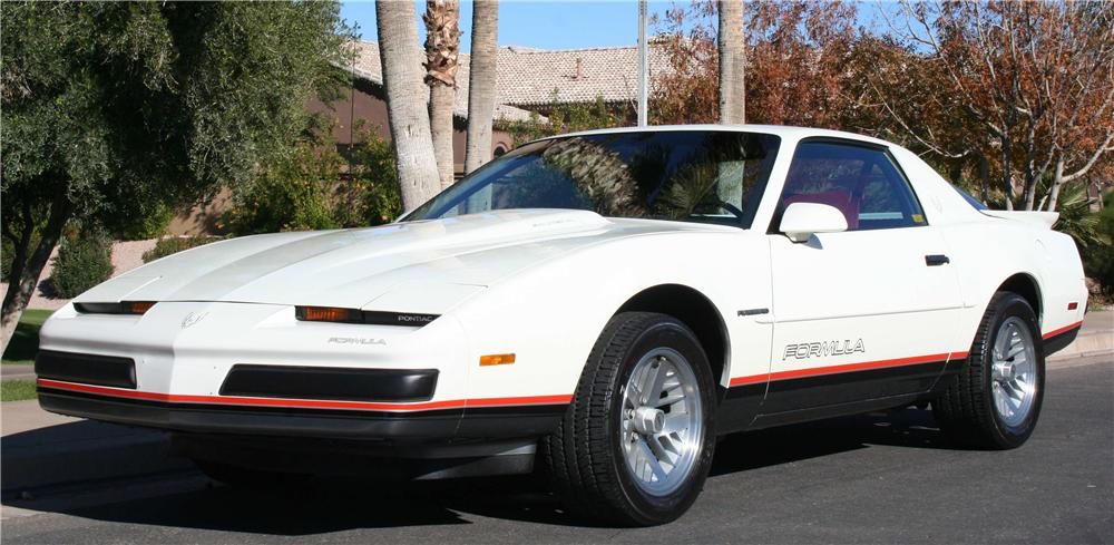 1988 PONTIAC FIREBIRD FORMULA 2 DOOR COUPE