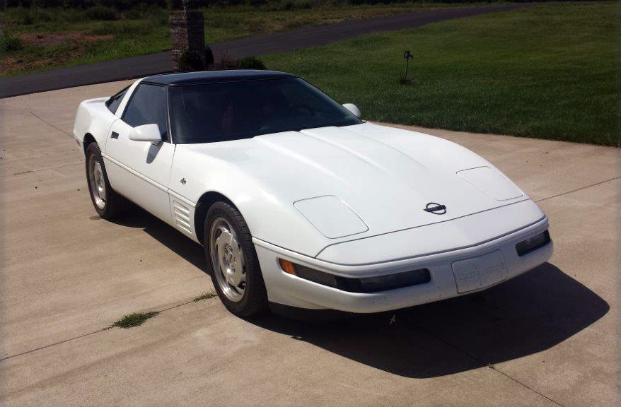 1993 CHEVROLET CORVETTE 2 DOOR COUPE