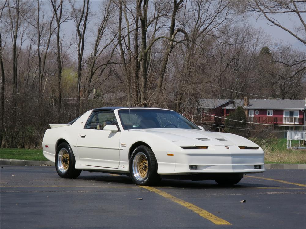 1989 PONTIAC TRANS AM PACE CAR 2 DOOR COUPE