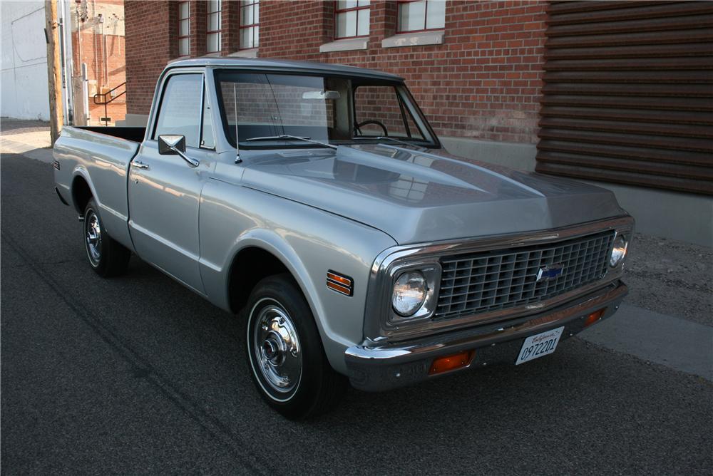 1971 CHEVROLET C-10 CUSTOM PICKUP