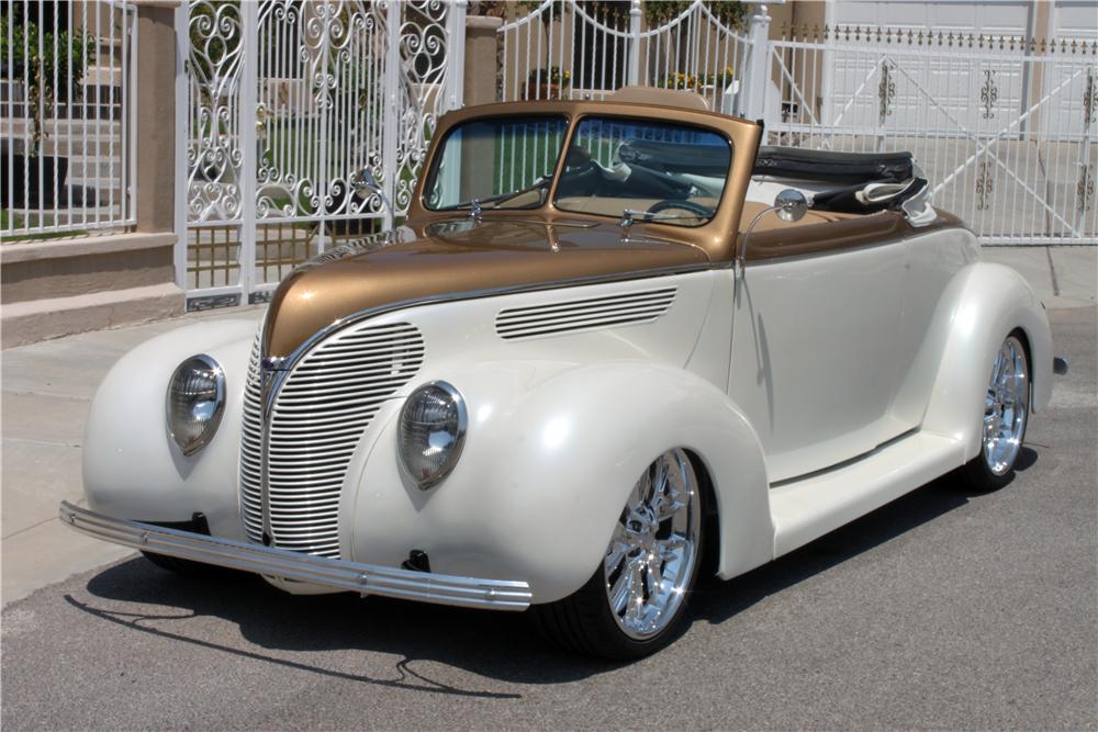 1938 FORD CUSTOM CABRIOLET