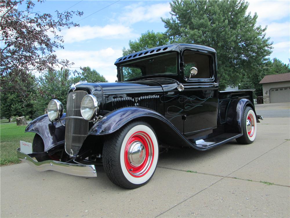 1934 FORD CUSTOM PICKUP