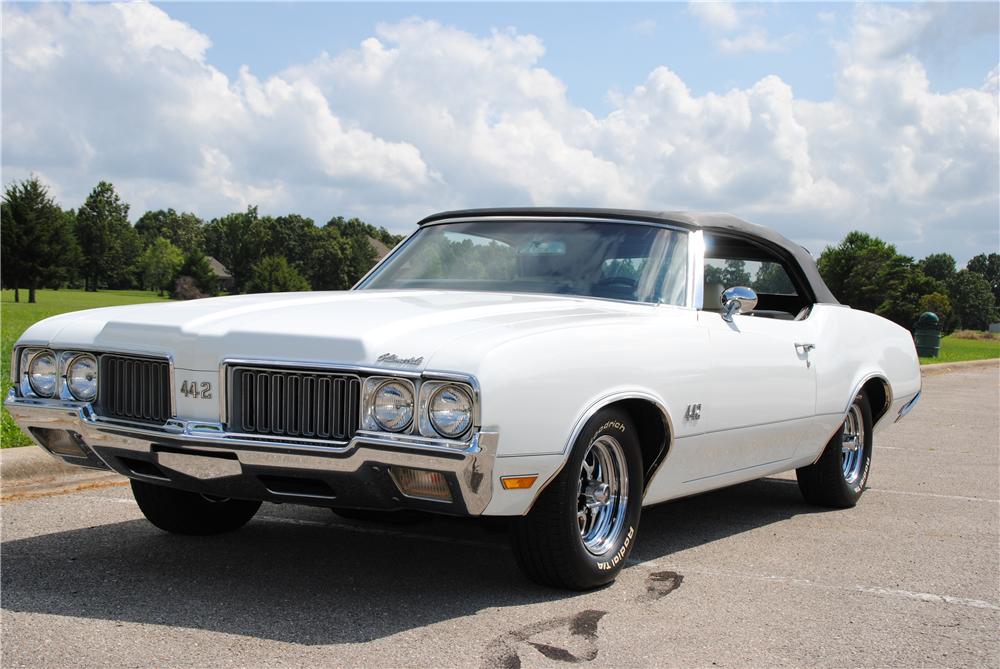 1970 OLDSMOBILE 442 CONVERTIBLE