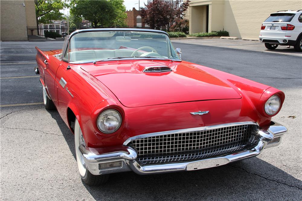 1957 FORD THUNDERBIRD E CONVERTIBLE