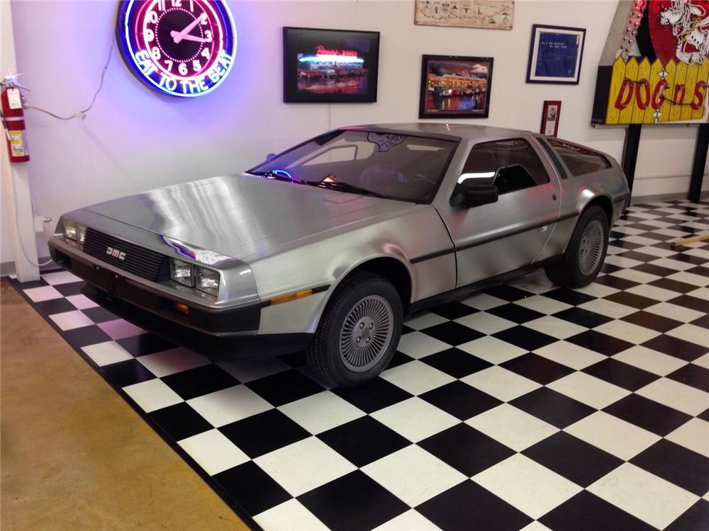 1981 DELOREAN DMC-12 GULLWING