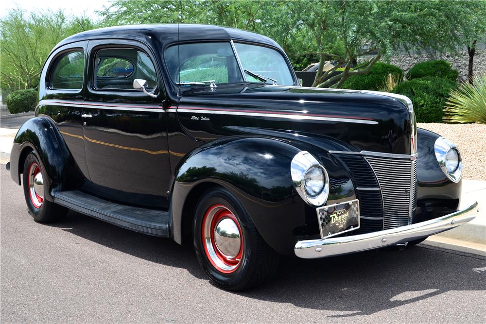 1940 FORD DELUXE CUSTOM 2 DOOR SEDAN