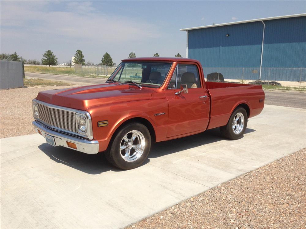 1970 CHEVROLET C-10 CUSTOM PICKUP