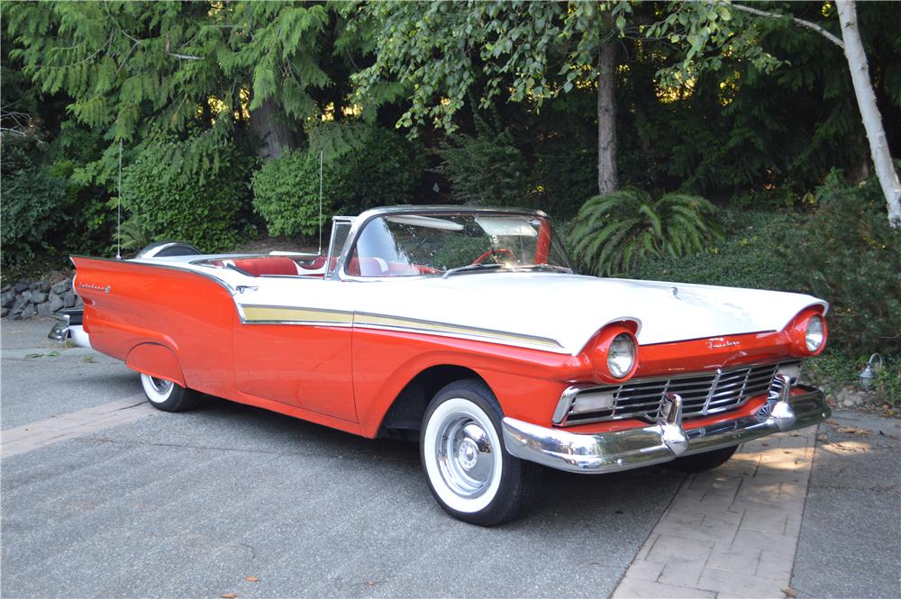 1957 FORD FAIRLANE 500 SKYLINER RETRACTABLE HARDTOP