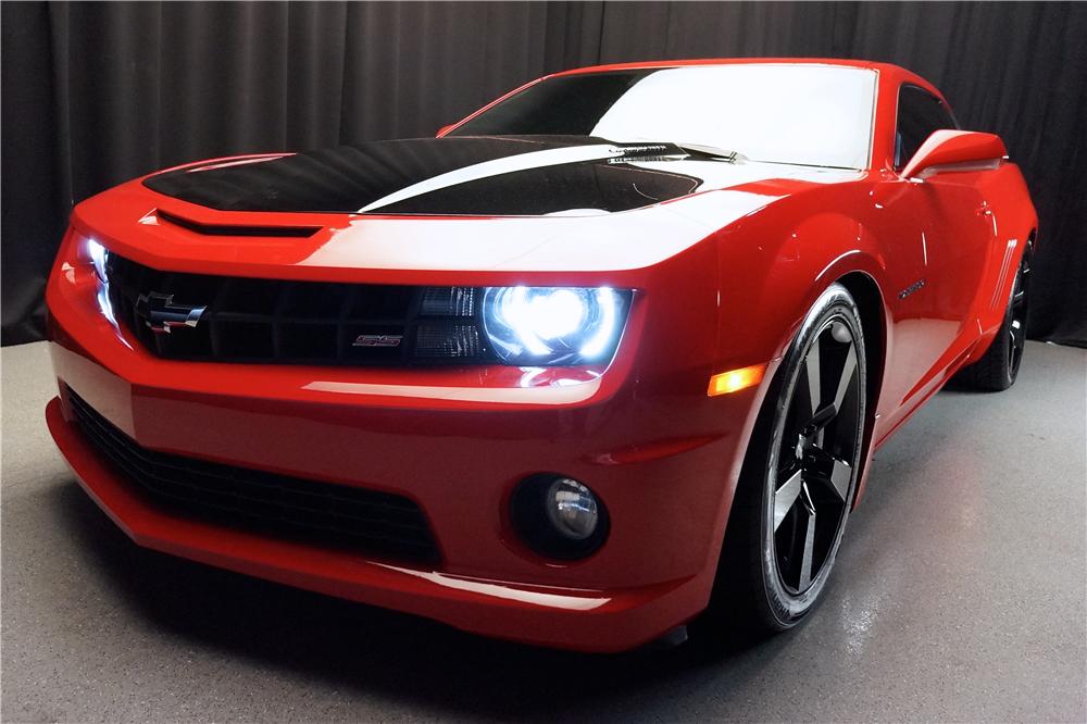 2010 CHEVROLET CAMARO SS CUSTOM 2 DOOR COUPE