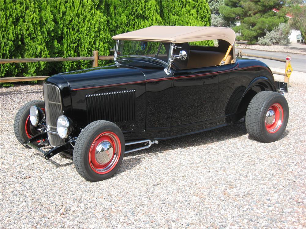 1932 FORD CUSTOM ROADSTER