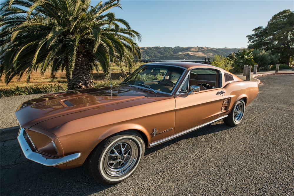 1967 FORD MUSTANG FASTBACK