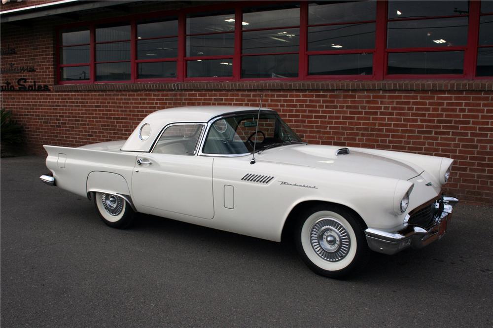 1957 FORD THUNDERBIRD CONVERTIBLE