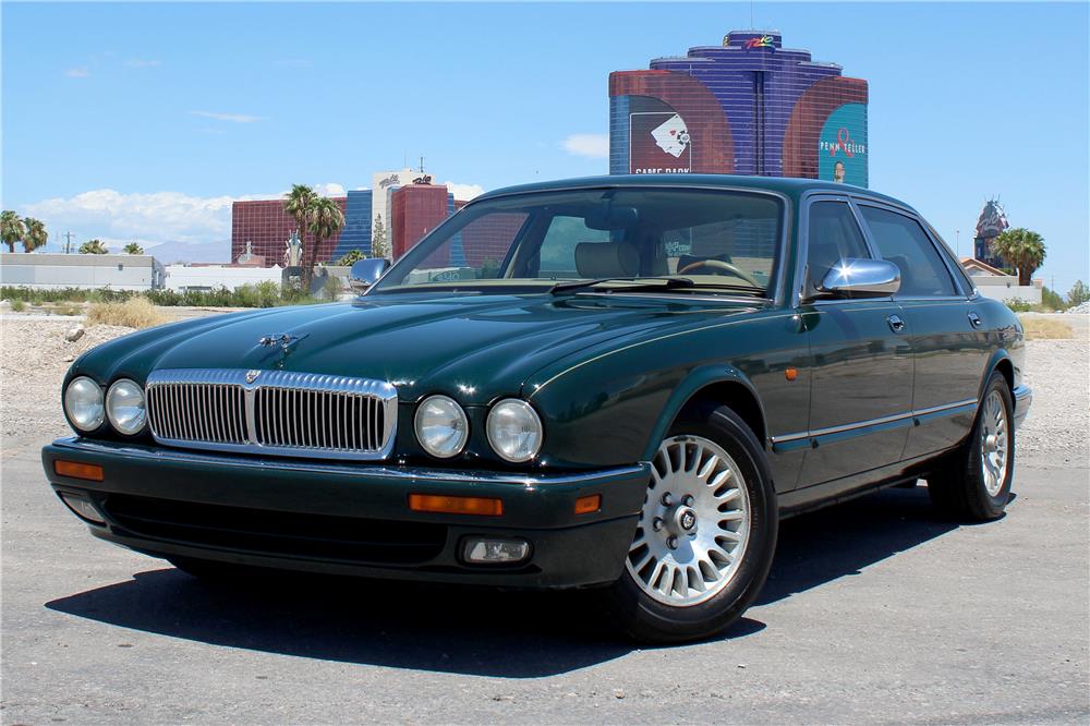 1996 JAGUAR XJ 6 VANDEN PLAS SEDAN