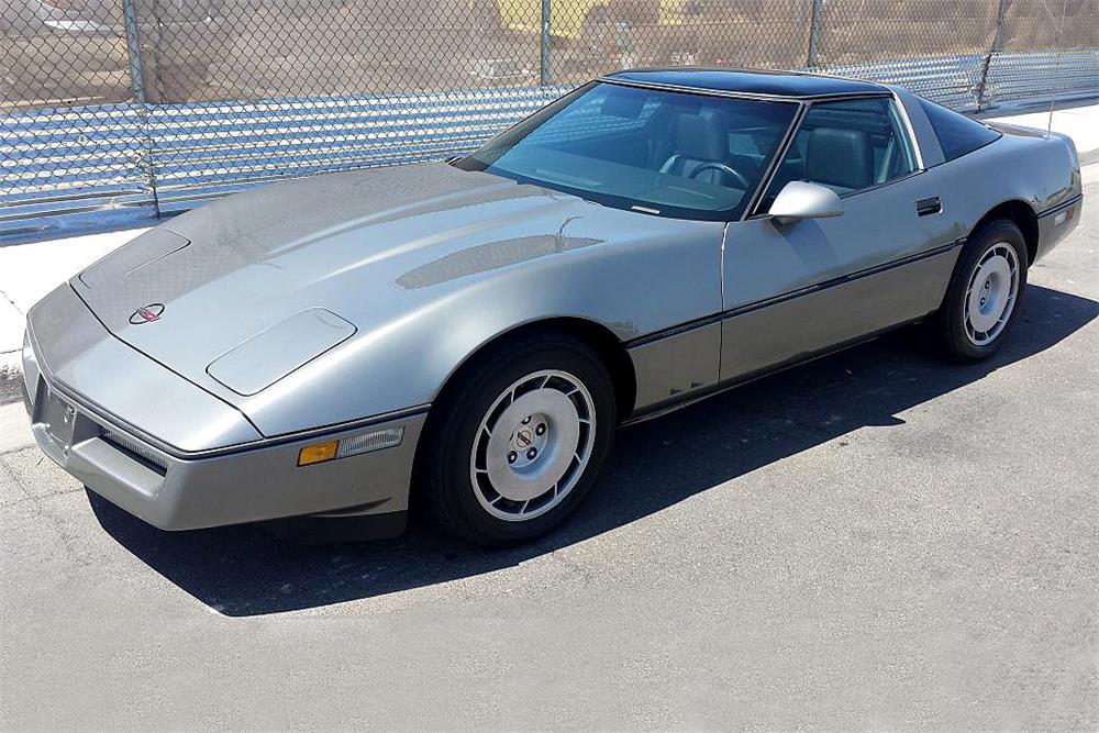 1985 CHEVROLET CORVETTE COUPE