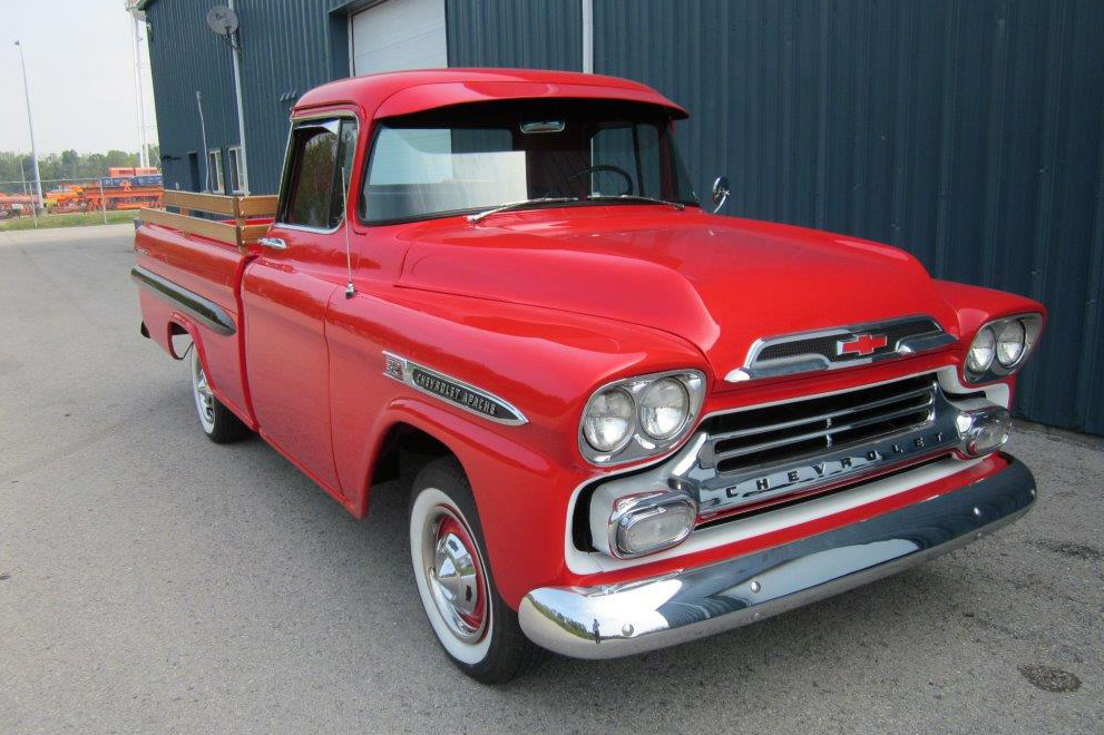 1959 CHEVROLET APACHE PICKUP