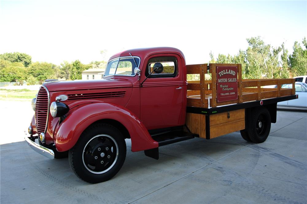 1939 FORD 1-1/2-TON PICKUP