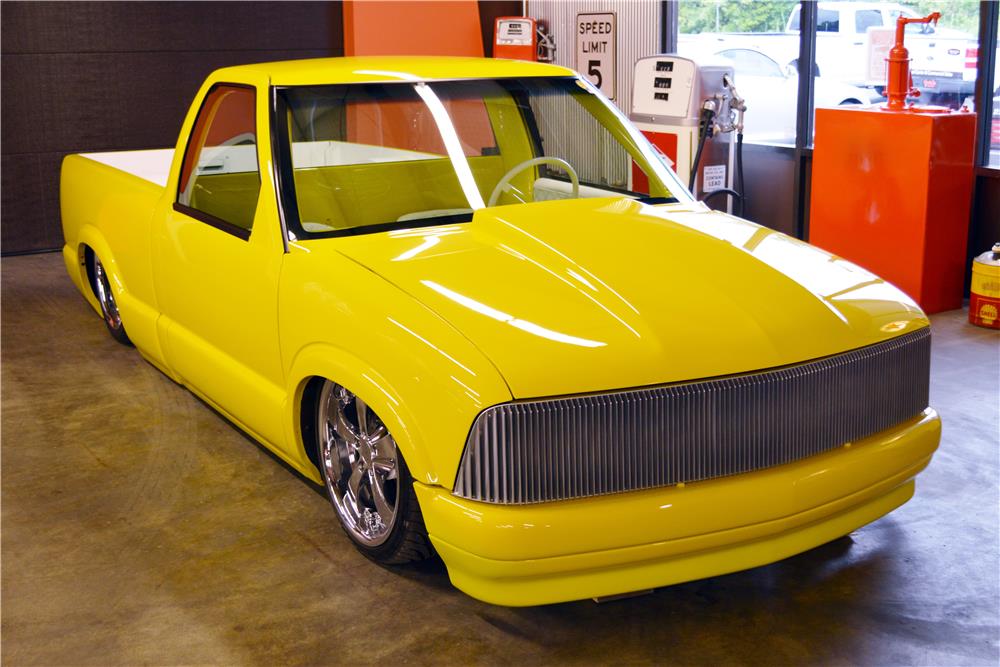 1997 CHEVROLET S-10 CUSTOM PICKUP