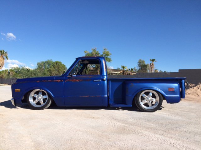 1970 CHEVROLET C-10 CUSTOM PICKUP