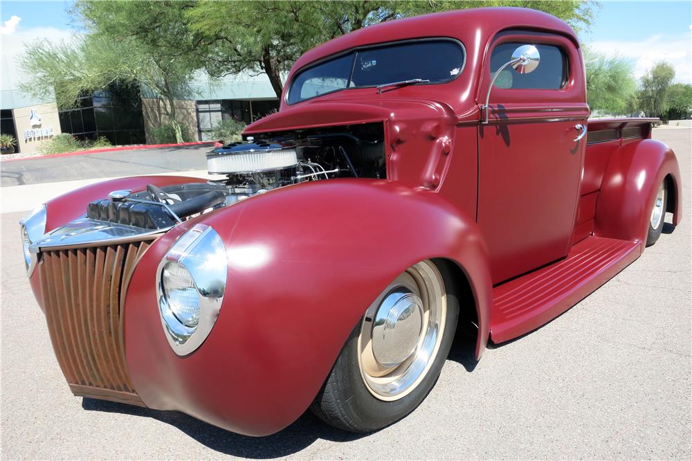 1940 FORD CUSTOM PICKUP