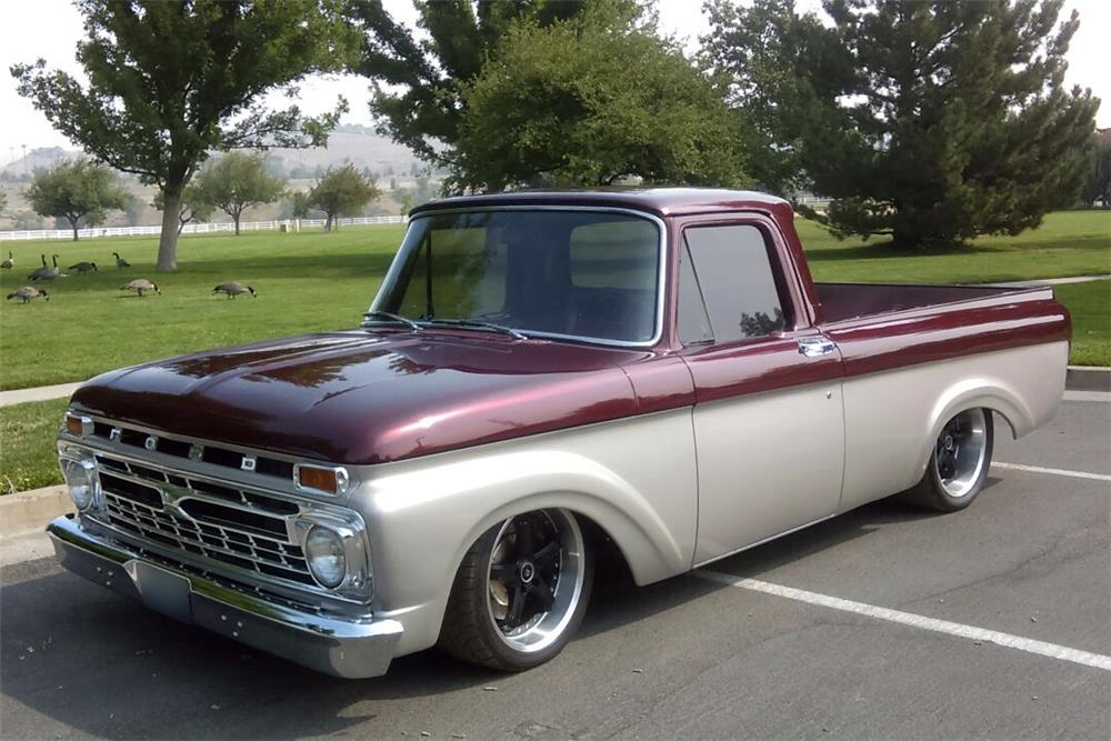 1962 FORD F-100 CUSTOM PICKUP