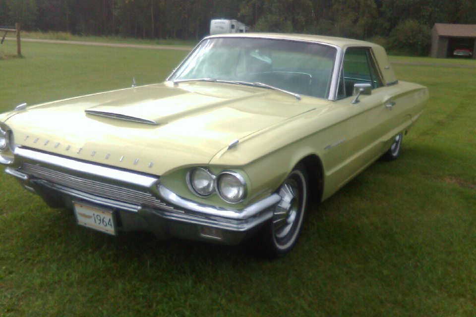 1964 FORD THUNDERBIRD 