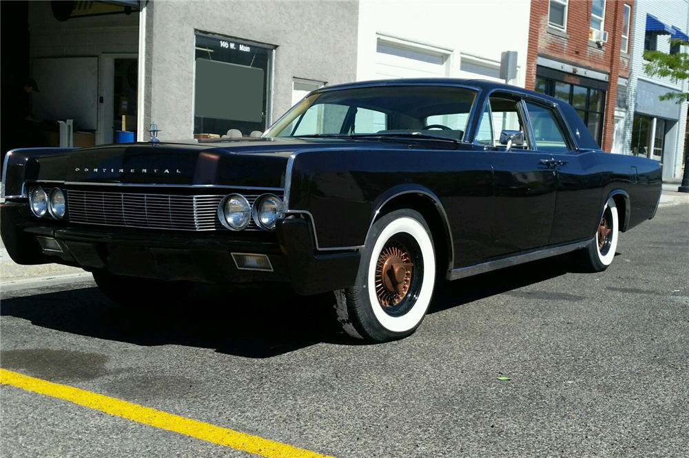 1967 LINCOLN CONTINENTAL 