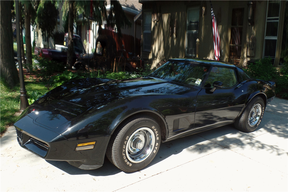 1980 CHEVROLET CORVETTE 350/300