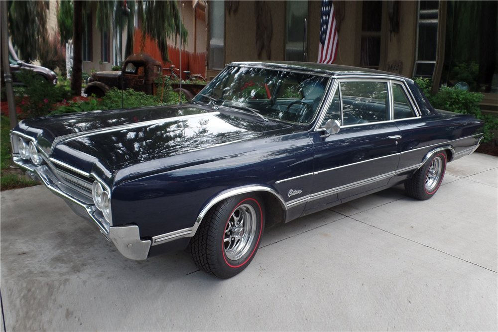 1965 OLDSMOBILE CUTLASS 