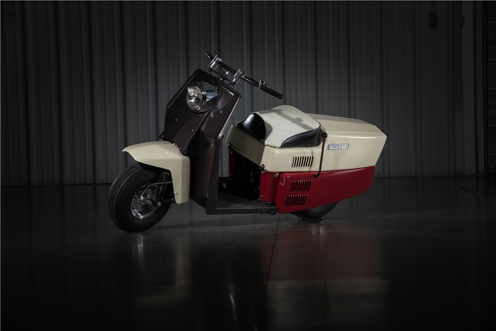 1960 CUSHMAN ROAD KING SCOOTER