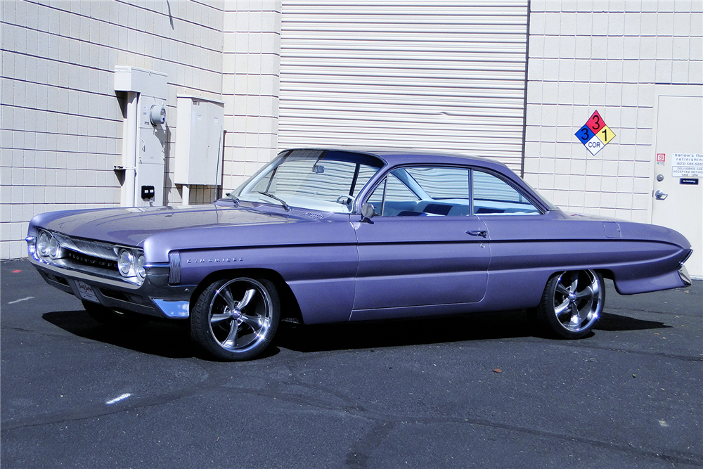 1961 OLDSMOBILE DYNAMIC 88 CUSTOM COUPE