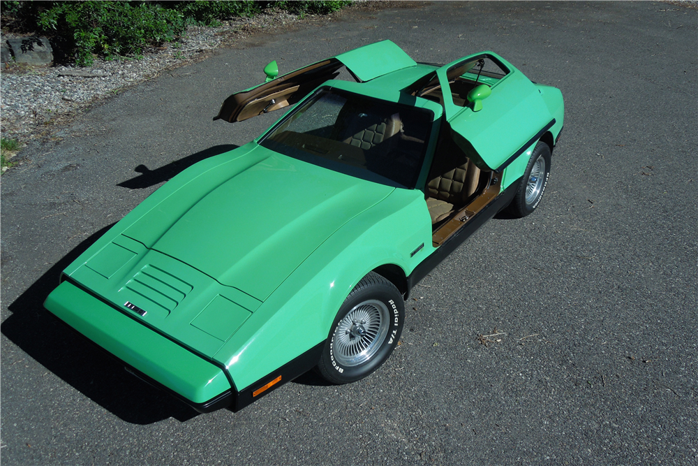 1975 BRICKLIN SV-1 GULLWING COUPE