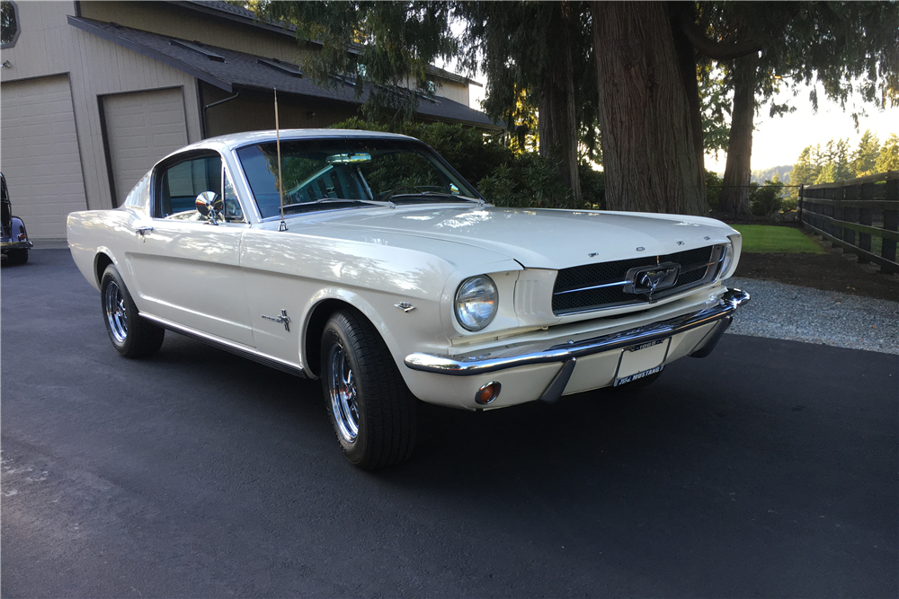 1965 FORD MUSTANG FASTBACK