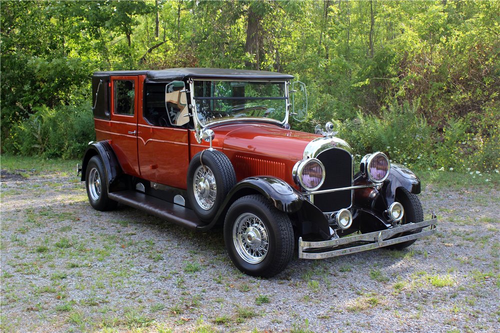 1926 CHRYSLER TOWN & COUNTRY CUSTOM SEDAN