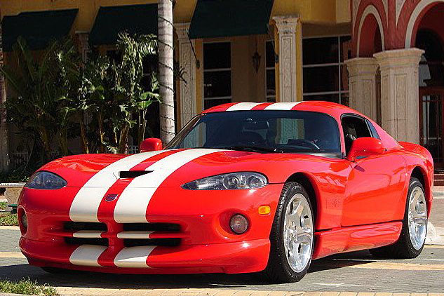 2002 DODGE VIPER GTS 