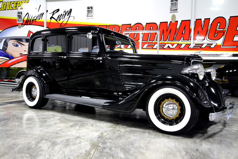 1934 DODGE CUSTOM SEDAN