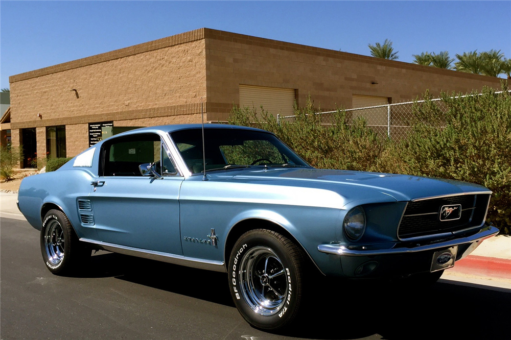 1967 FORD MUSTANG FASTBACK