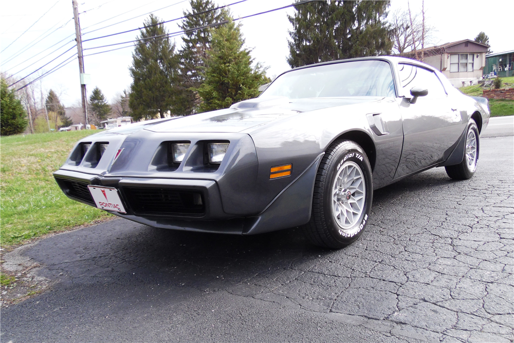 1981 PONTIAC FIREBIRD TRANS AM COUPE