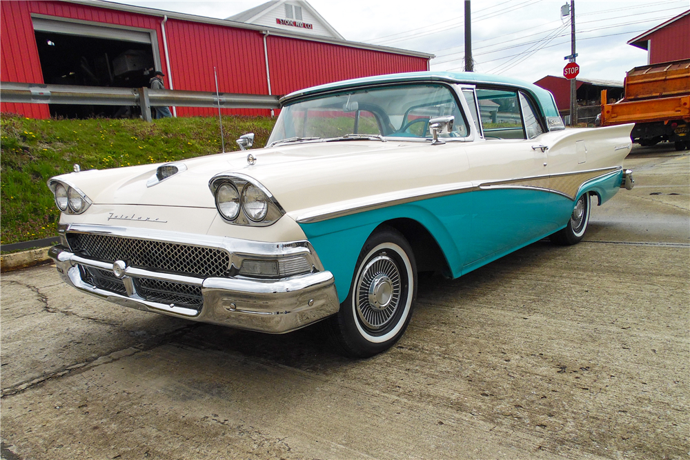 1958 FORD FAIRLANE 500 SKYLINER HARDTOP CONVERTIBLE