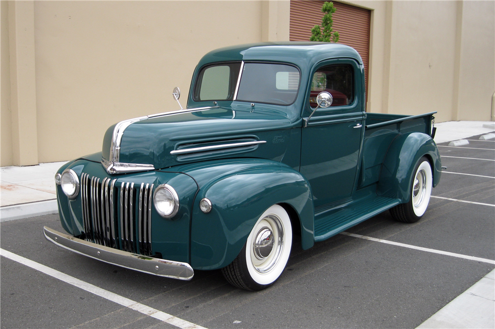 1946 FORD CUSTOM PICKUP