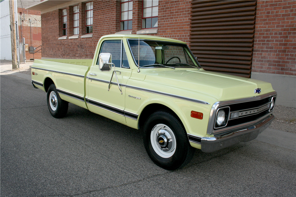 1970 CHEVROLET C-20 PICKUP