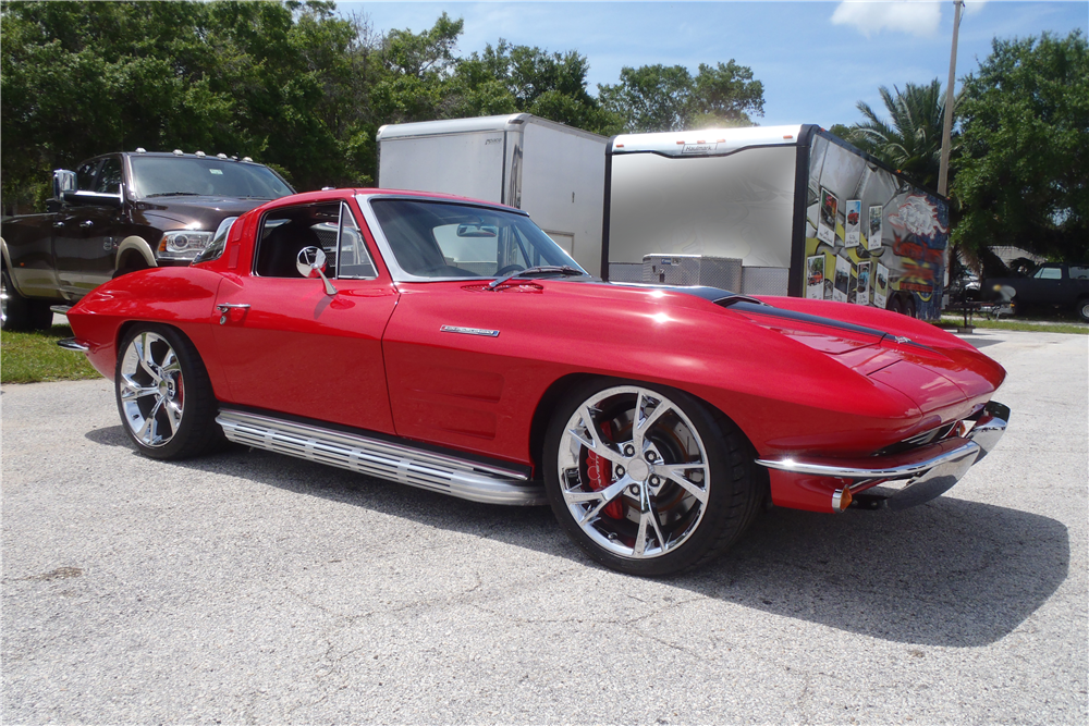 1964 CHEVROLET CORVETTE CUSTOM COUPE