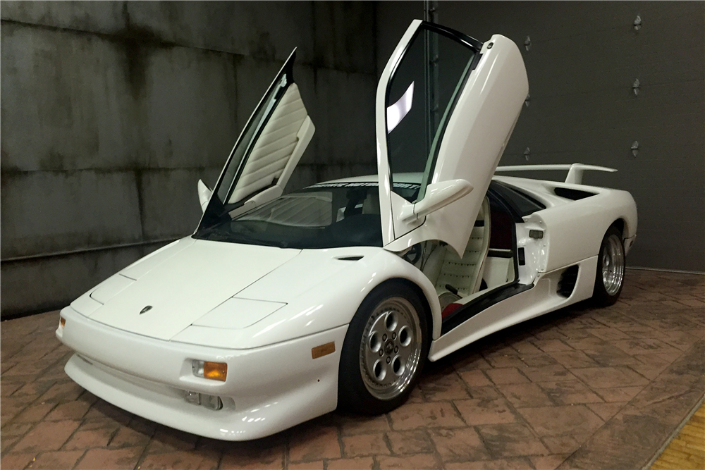 1992 LAMBORGHINI DIABLO 