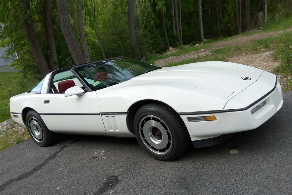 1985 CHEVROLET CORVETTE 